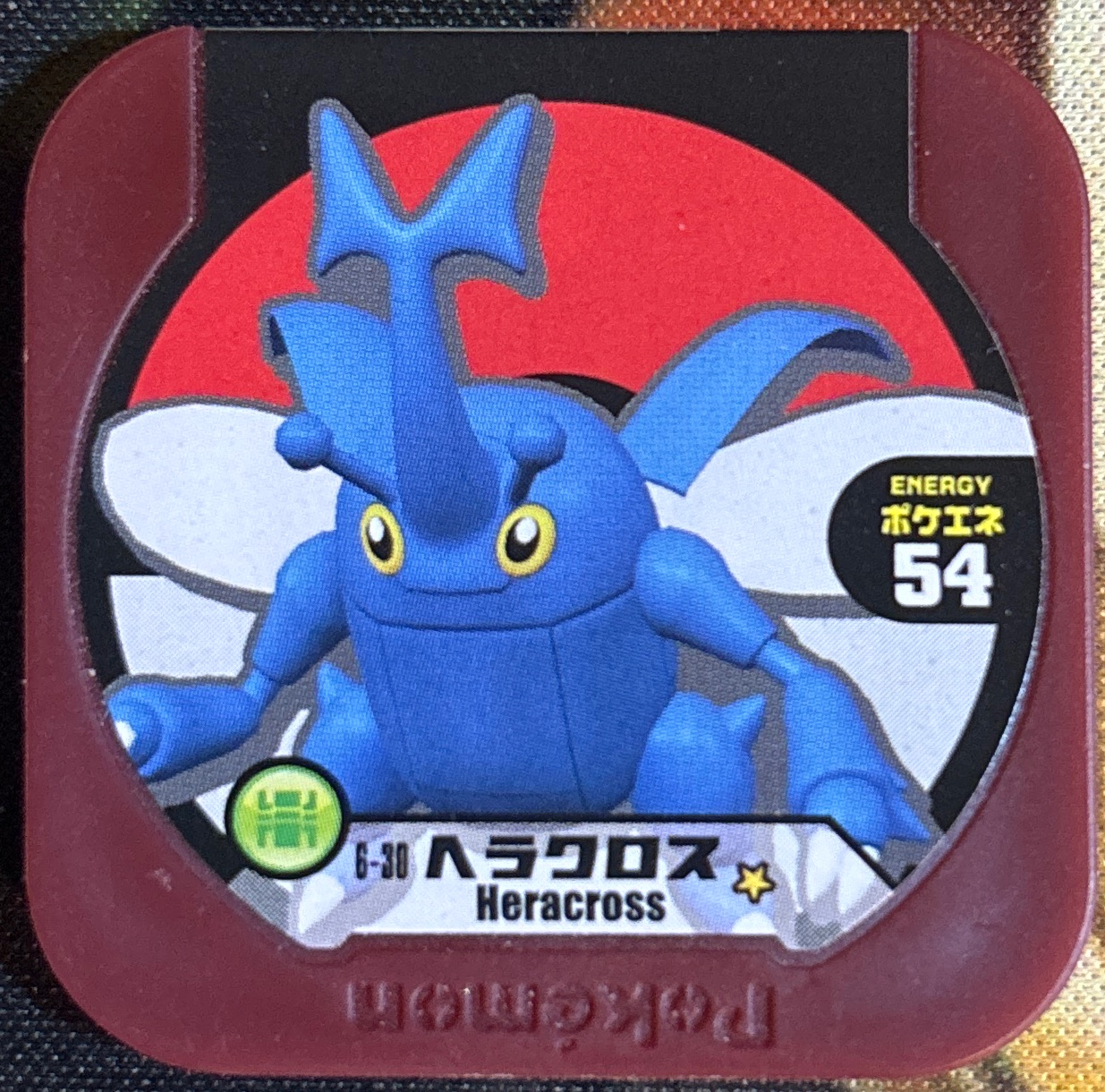 Heracross collectible #6-30, Pokemon Tretta Fes Wave 1 Checklist, front