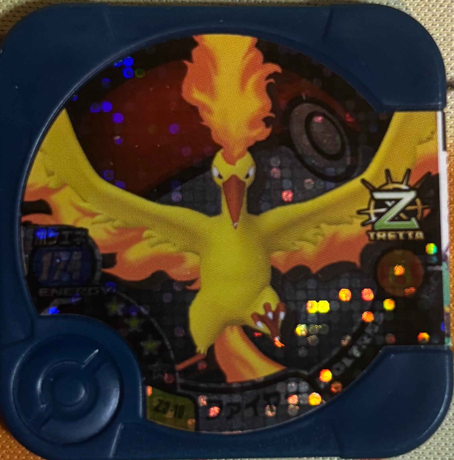 Moltres collectible #Z3-10, Pokemon Tretta Ultimate Z Wave 3 Checklist, front