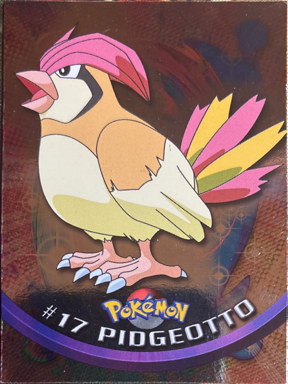 Pidgeotto card #17, Pokemon Topps Series 1 (1999), front