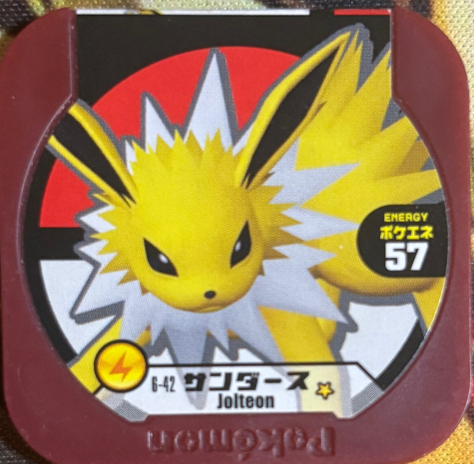 Jolteon collectible #6-42, Pokemon Tretta Fes Wave 1 Checklist, front