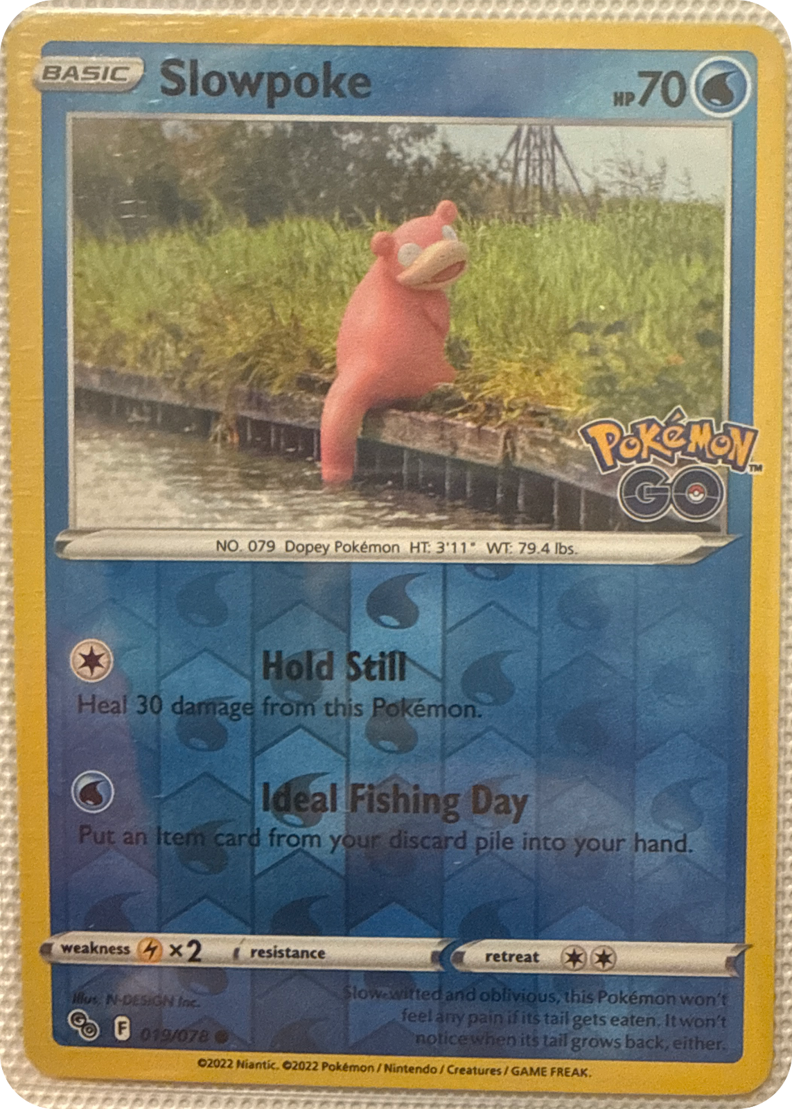 Slowpoke trading card #19, Pokémon GO (2022), front